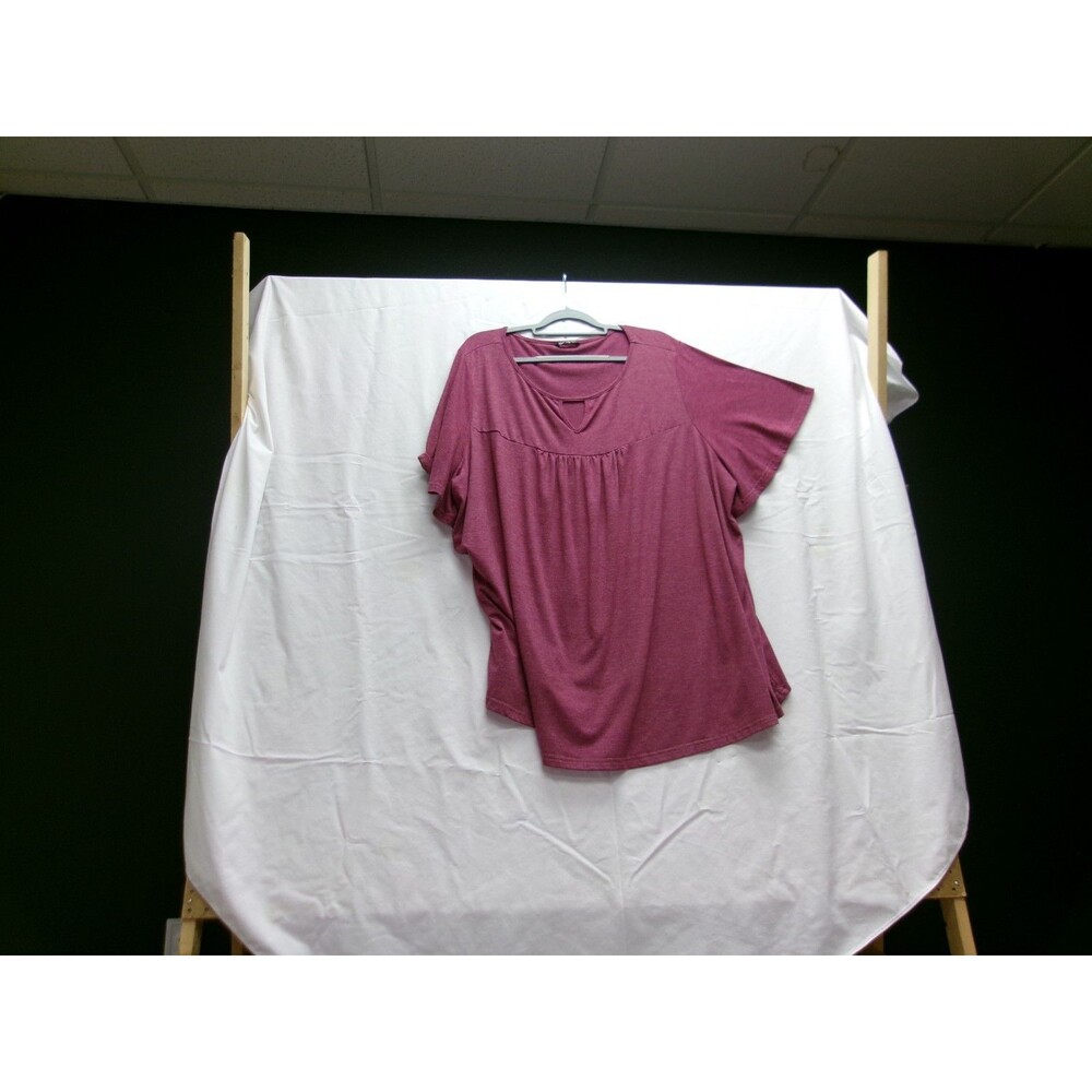 3x Women's Bloomchic top